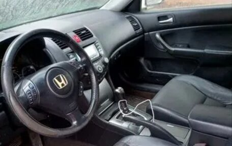 Honda Accord VII рестайлинг, 2005 год, 400 000 рублей, 4 фотография