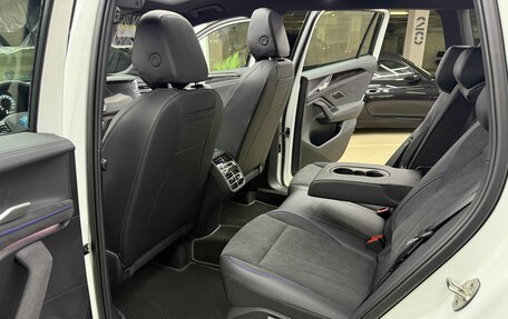 Volkswagen Tiguan, 2025 год, 4 600 000 рублей, 25 фотография