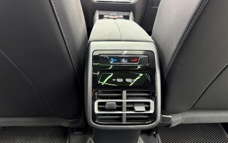Volkswagen Tiguan, 2025 год, 4 600 000 рублей, 27 фотография