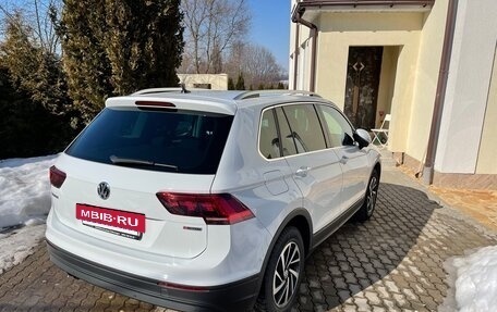 Volkswagen Tiguan II, 2019 год, 3 300 000 рублей, 4 фотография