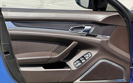Porsche Panamera II рестайлинг, 2014 год, 4 390 000 рублей, 17 фотография