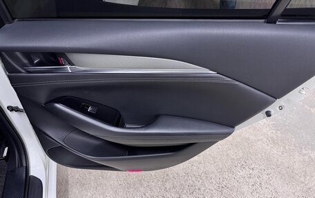 Mazda 6, 2018 год, 2 567 000 рублей, 27 фотография