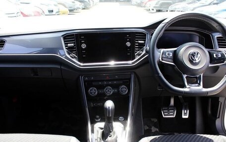 Volkswagen T-Roc I, 2020 год, 1 387 000 рублей, 24 фотография