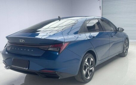 Hyundai Elantra, 2022 год, 1 500 000 рублей, 3 фотография