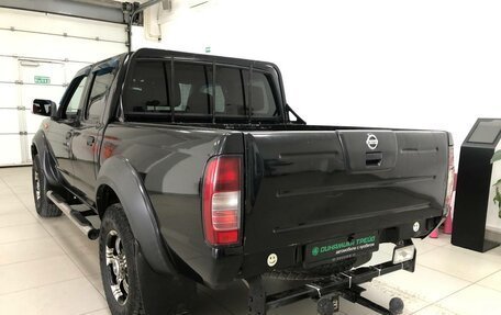 Nissan NP300, 2009 год, 780 000 рублей, 4 фотография