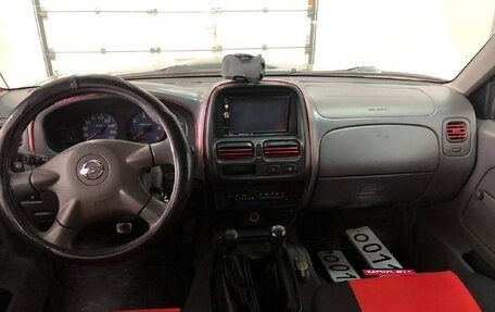 Nissan NP300, 2009 год, 780 000 рублей, 8 фотография