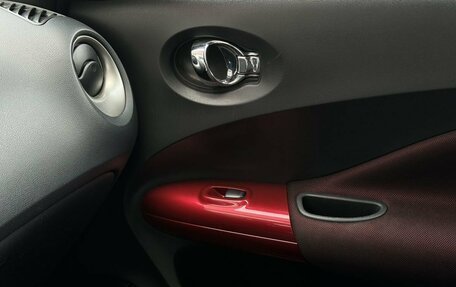 Nissan Juke II, 2012 год, 898 100 рублей, 11 фотография