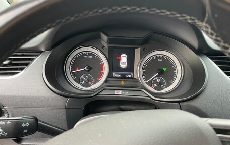 Skoda Octavia, 2017 год, 1 350 000 рублей, 10 фотография
