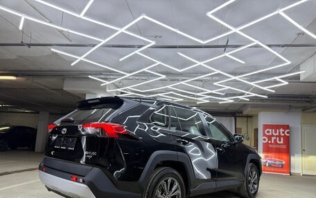 Toyota RAV4, 2025 год, 3 900 000 рублей, 10 фотография