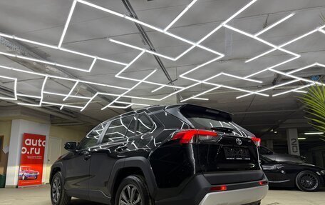 Toyota RAV4, 2025 год, 3 900 000 рублей, 12 фотография