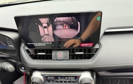 Toyota RAV4, 2025 год, 3 900 000 рублей, 36 фотография