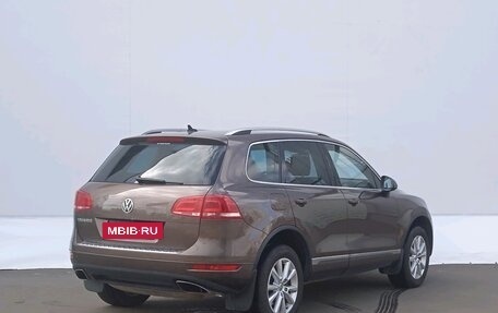 Volkswagen Touareg III, 2014 год, 2 270 000 рублей, 6 фотография