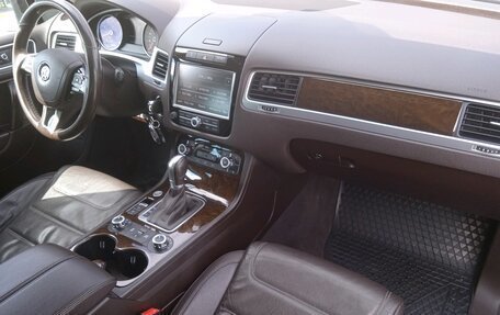 Volkswagen Touareg III, 2014 год, 2 270 000 рублей, 22 фотография
