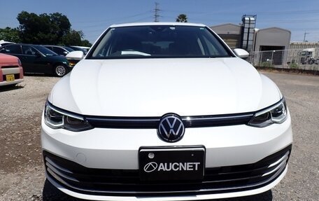 Volkswagen Golf VIII, 2021 год, 1 750 000 рублей, 2 фотография