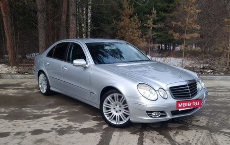 Mercedes-Benz E-Класс, 2007 год, 1 390 000 рублей, 3 фотография