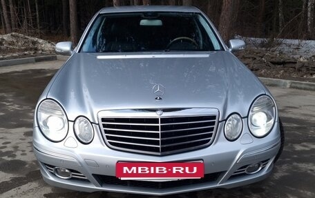 Mercedes-Benz E-Класс, 2007 год, 1 390 000 рублей, 8 фотография