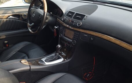 Mercedes-Benz E-Класс, 2007 год, 1 390 000 рублей, 40 фотография