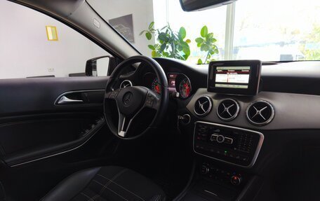 Mercedes-Benz GLA, 2015 год, 2 450 000 рублей, 17 фотография