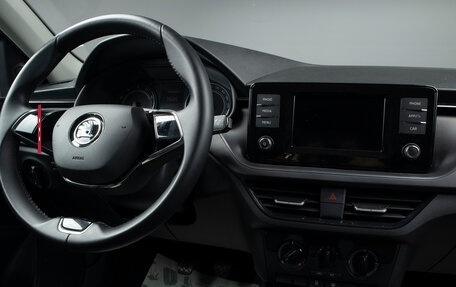 Skoda Rapid II, 2021 год, 2 099 000 рублей, 8 фотография