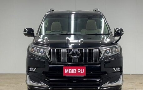 Toyota Land Cruiser Prado 150 рестайлинг 2, 2021 год, 3 390 000 рублей, 3 фотография
