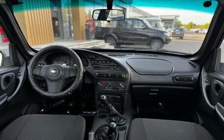 Chevrolet Niva I рестайлинг, 2010 год, 499 000 рублей, 15 фотография