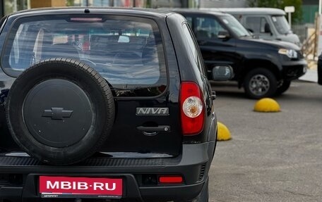 Chevrolet Niva I рестайлинг, 2010 год, 499 000 рублей, 8 фотография