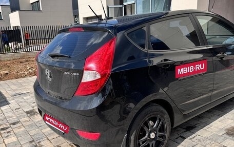 Hyundai Solaris II рестайлинг, 2014 год, 800 000 рублей, 5 фотография