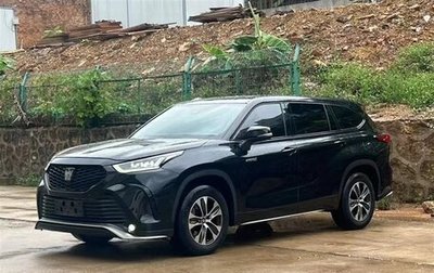 Toyota Highlander, 2022 год, 3 390 000 рублей, 1 фотография