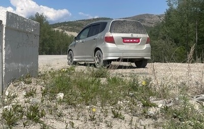 Honda Fit III, 2002 год, 300 000 рублей, 1 фотография