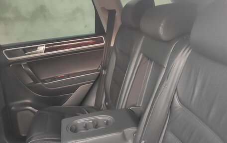 Volkswagen Touareg III, 2016 год, 2 750 000 рублей, 18 фотография