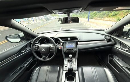 Honda Civic IX, 2021 год, 1 750 000 рублей, 7 фотография