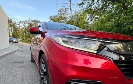 Honda Vezel, 2019 год, 1 900 000 рублей, 6 фотография