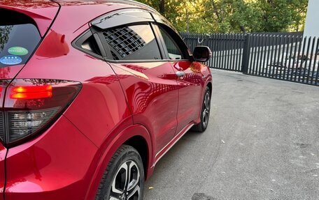 Honda Vezel, 2019 год, 1 900 000 рублей, 10 фотография