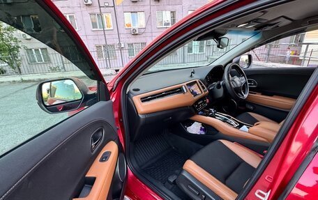 Honda Vezel, 2019 год, 1 900 000 рублей, 25 фотография