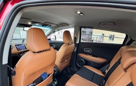Honda Vezel, 2019 год, 1 900 000 рублей, 23 фотография