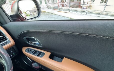 Honda Vezel, 2019 год, 1 900 000 рублей, 21 фотография