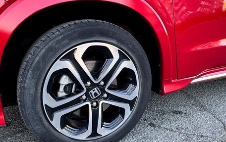 Honda Vezel, 2019 год, 1 900 000 рублей, 27 фотография