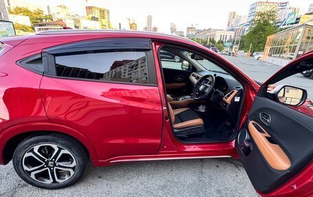Honda Vezel, 2019 год, 1 900 000 рублей, 16 фотография