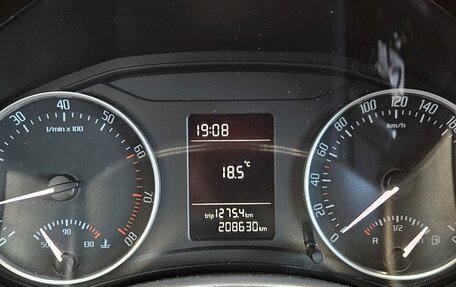 Skoda Octavia, 2012 год, 598 000 рублей, 10 фотография