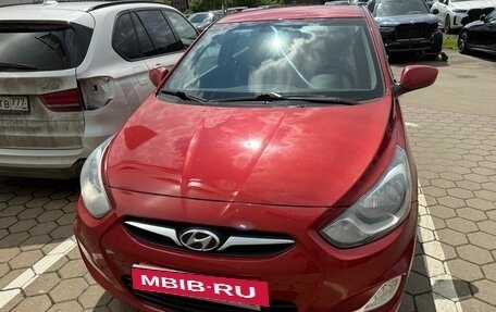 Hyundai Solaris II рестайлинг, 2012 год, 858 824 рублей, 3 фотография