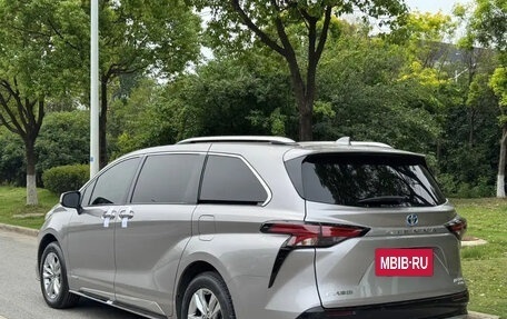 Toyota Sienna, 2022 год, 3 510 000 рублей, 3 фотография