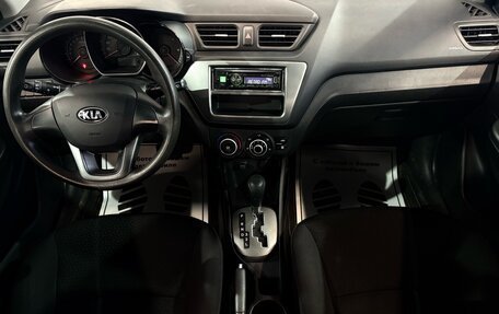KIA Rio III рестайлинг, 2013 год, 800 000 рублей, 8 фотография