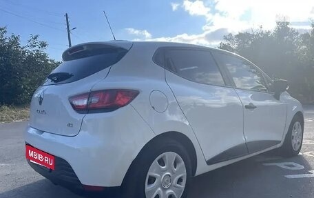 Renault Clio IV рестайлинг, 2014 год, 800 000 рублей, 4 фотография