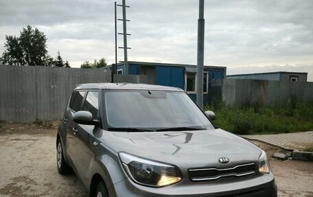 KIA Soul II рестайлинг, 2018 год, 1 240 000 рублей, 2 фотография