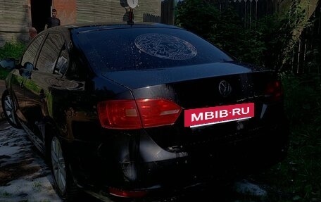 Volkswagen Jetta VI, 2012 год, 650 000 рублей, 2 фотография