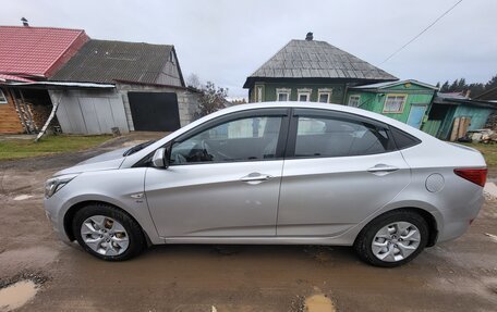 Hyundai Solaris II рестайлинг, 2014 год, 900 000 рублей, 5 фотография
