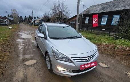 Hyundai Solaris II рестайлинг, 2014 год, 900 000 рублей, 3 фотография