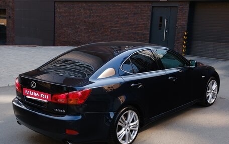 Lexus IS II рестайлинг 2, 2006 год, 1 650 000 рублей, 6 фотография