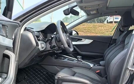 Audi A4, 2022 год, 2 435 000 рублей, 11 фотография