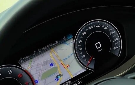 Audi A4, 2022 год, 2 435 000 рублей, 8 фотография